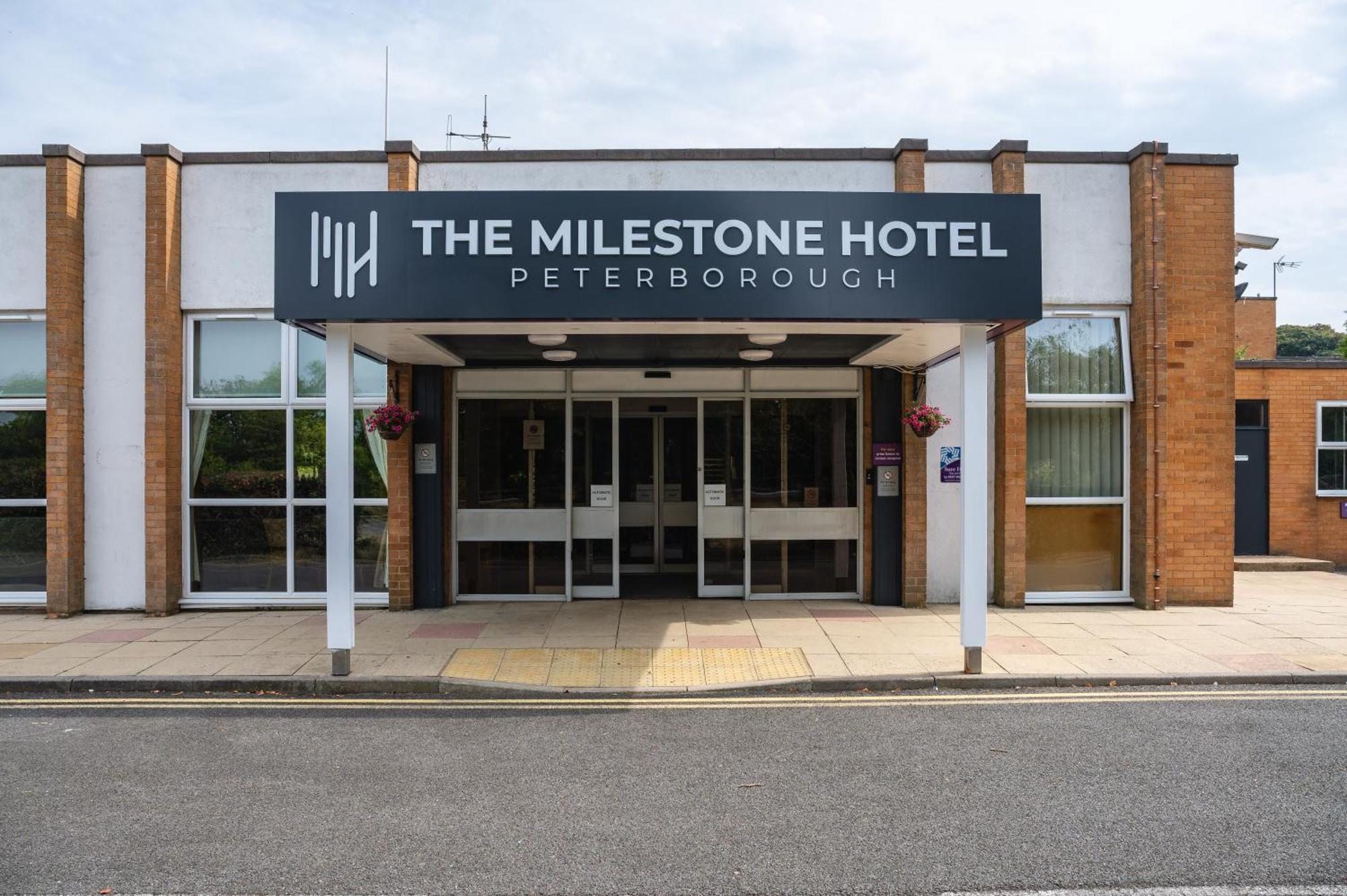 Milestone Peterborough Hotel A1M, Sure Hotel Collection By Best Western Stilton Eksteriør bilde