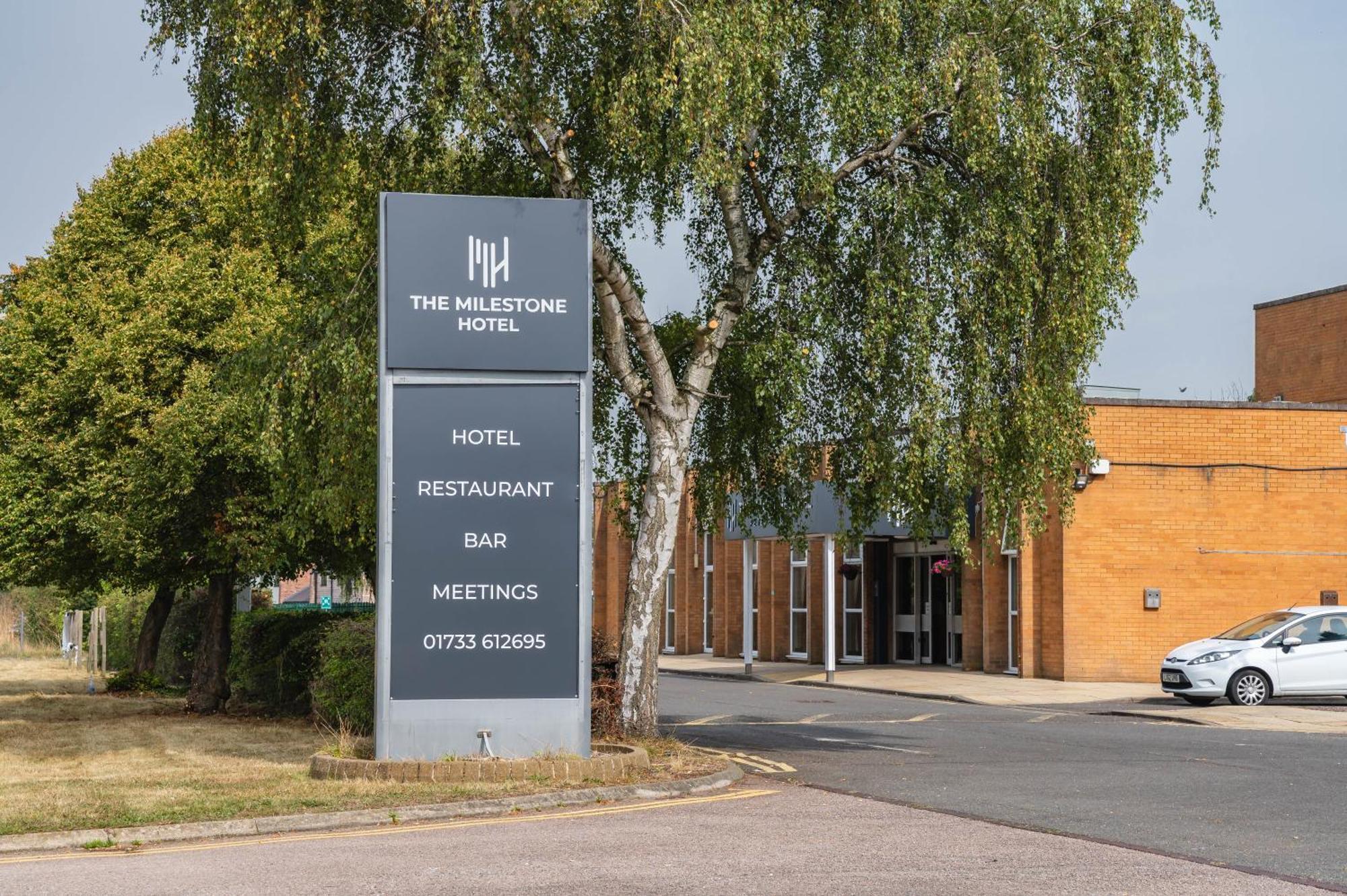 Milestone Peterborough Hotel A1M, Sure Hotel Collection By Best Western Stilton Eksteriør bilde