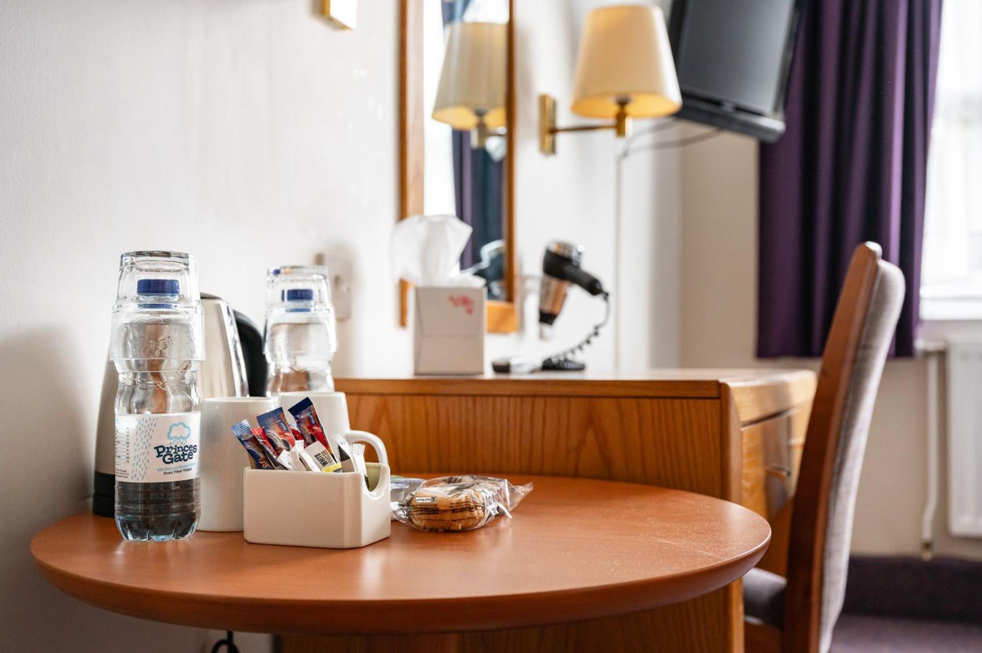 Milestone Peterborough Hotel A1M, Sure Hotel Collection By Best Western Stilton Eksteriør bilde