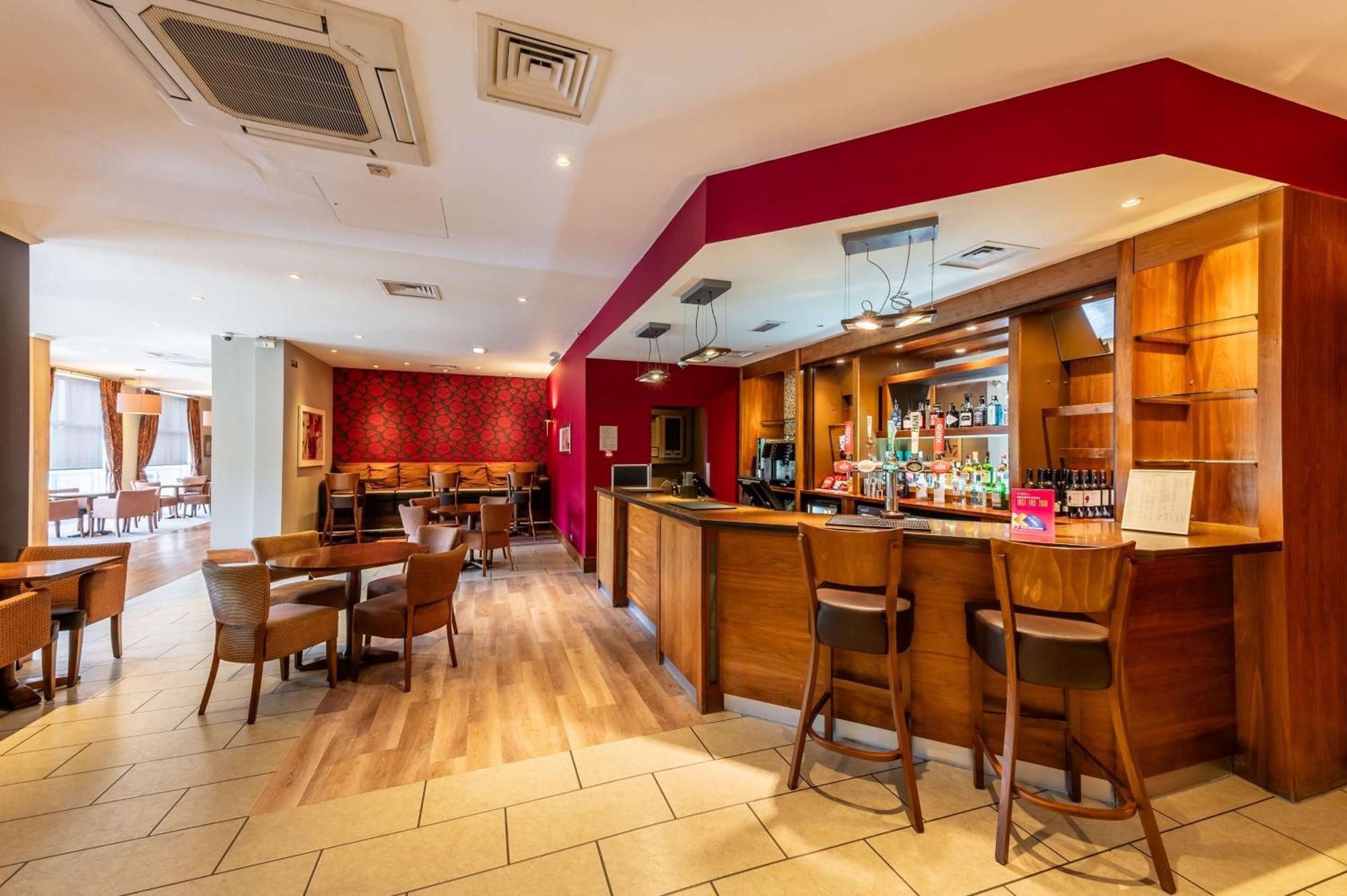 Milestone Peterborough Hotel A1M, Sure Hotel Collection By Best Western Stilton Eksteriør bilde