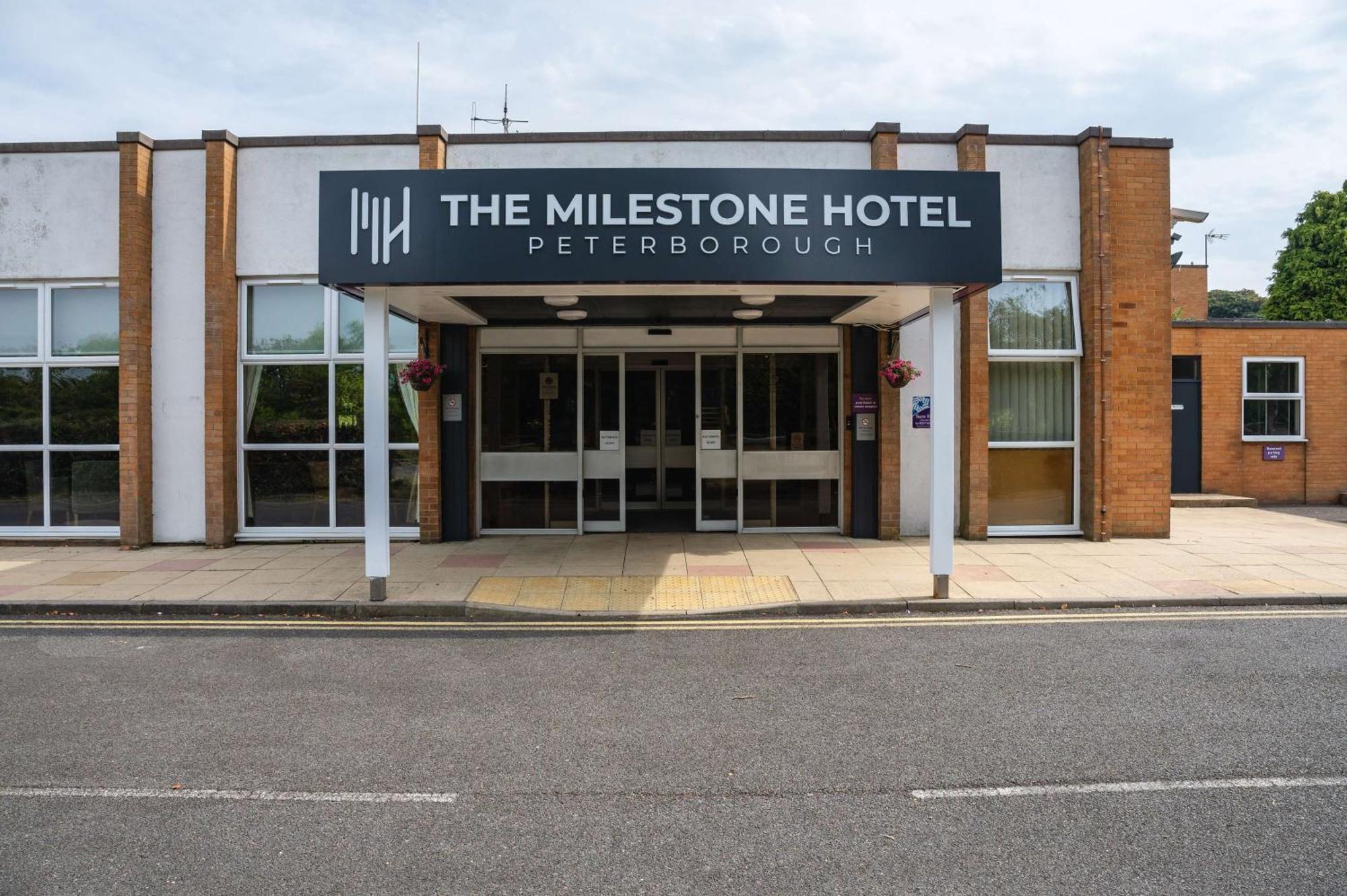 Milestone Peterborough Hotel A1M, Sure Hotel Collection By Best Western Stilton Eksteriør bilde